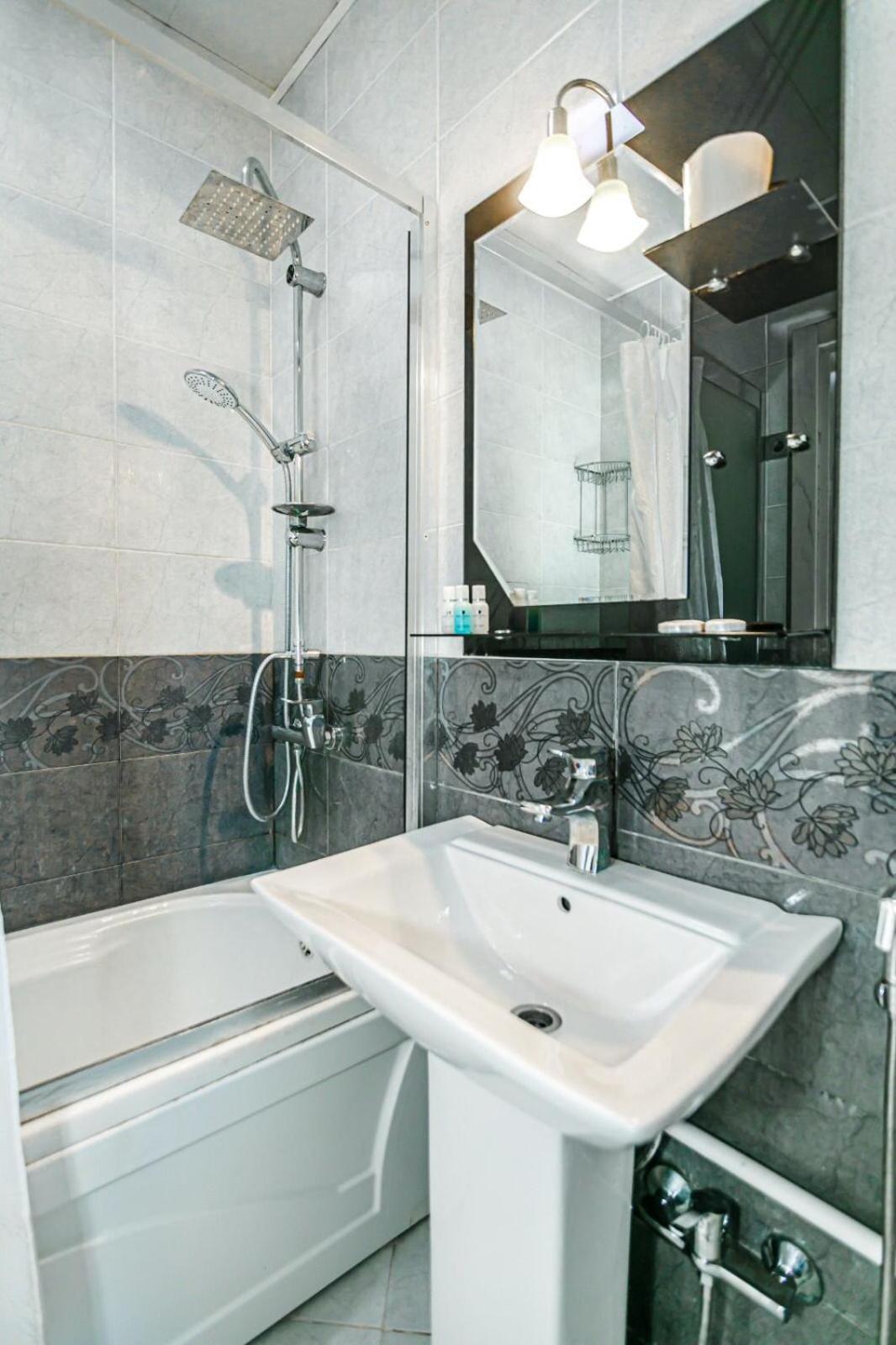 Azneft Square Deluxe Apartment Baku Kültér fotó