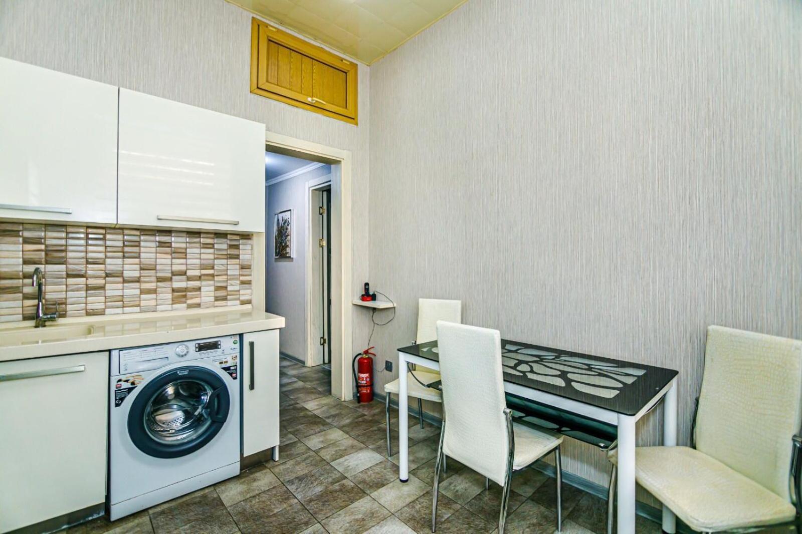 Azneft Square Deluxe Apartment Baku Kültér fotó